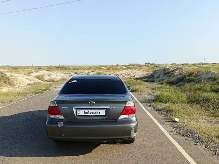 Toyota Camry 2005 года за 5 400 000 тг. в Актау – фото 4