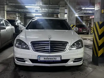 Mercedes-Benz S 350 2009 года за 9 500 000 тг. в Астана – фото 2