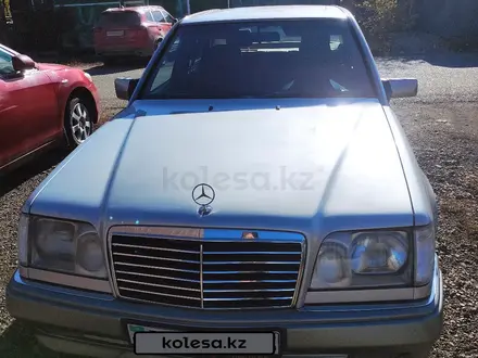 Mercedes-Benz E 200 1994 года за 2 200 000 тг. в Кокшетау – фото 7