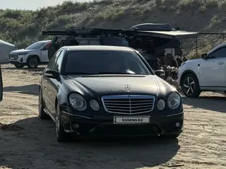 Mercedes-Benz E 320