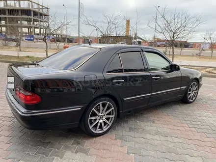 Mercedes-Benz E 280 2000 года за 4 900 000 тг. в Актау – фото 3