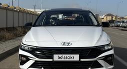 Hyundai Elantra 2023 года за 9 200 000 тг. в Астана