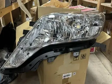 Фары фонарь на Toyota за 15 000 тг. в Караганда – фото 20