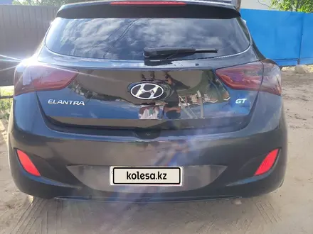 Hyundai Elantra 2015 года за 4 270 000 тг. в Актобе – фото 3