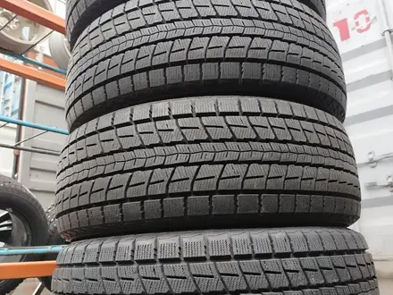 Dunlop японский шина хорошо состаяние почти новый 4шт за 430 000 тг. в Алматы