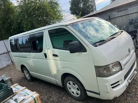 Toyota Hiace 2007 года за 3 700 000 тг. в Семей