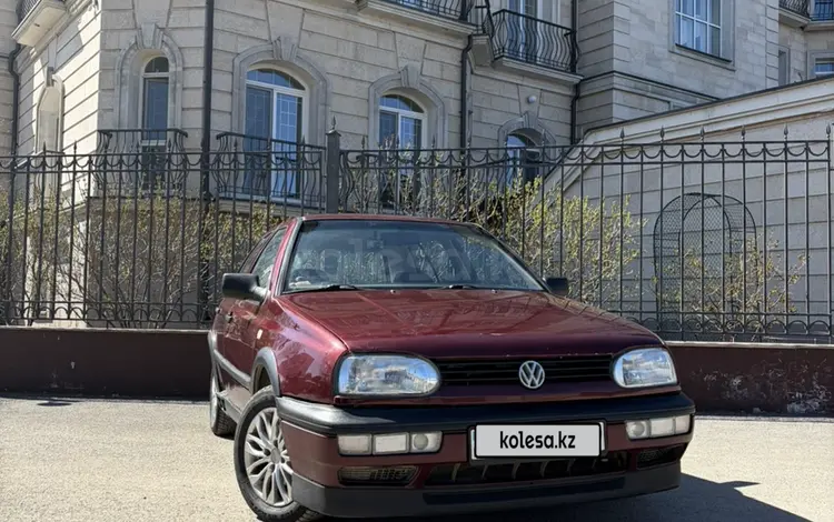 Volkswagen Golf 1993 года за 1 330 000 тг. в Караганда