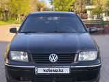 Volkswagen Jetta 2003 года за 2 800 000 тг. в Караганда