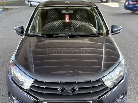ВАЗ (Lada) Granta 2190 2020 года за 4 100 000 тг. в Семей