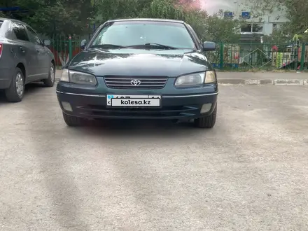 Toyota Camry 1997 года за 3 600 000 тг. в Павлодар – фото 3