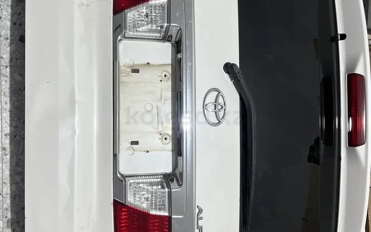 Дверь богажа тойота альфард в сборе за 60 000 тг. в Атырау