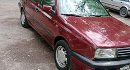 Volkswagen Vento 1992 года за 900 000 тг. в Тараз – фото 2