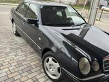 Mercedes-Benz E 230 1996 года за 2 500 000 тг. в Шымкент – фото 2