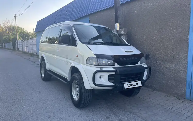 Mitsubishi Delica 1997 годаүшін4 300 000 тг. в Алматы