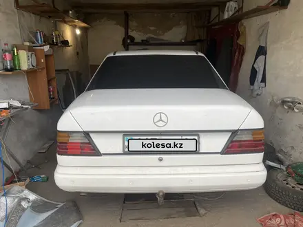 Mercedes-Benz E 230 1989 года за 1 600 000 тг. в Караганда – фото 11