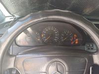 Mercedes-Benz C 200 1995 года за 1 500 000 тг. в Караганда