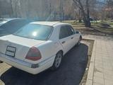 Mercedes-Benz C 200 1995 года за 1 700 000 тг. в Караганда – фото 5