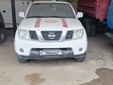 Nissan Navara 2009 года за 4 600 000 тг. в Атырау
