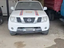 Nissan Navara, 2009
