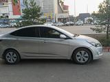 Hyundai Solaris 2015 года за 4 500 000 тг. в Уральск – фото 5