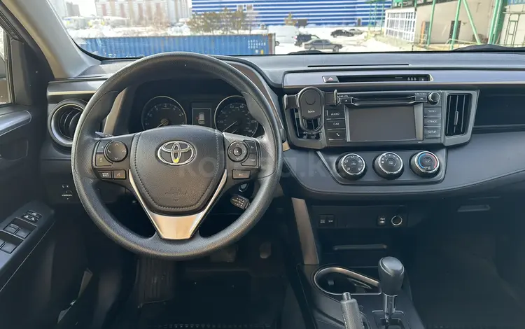 Toyota RAV4 2017 годаүшін10 900 000 тг. в Караганда