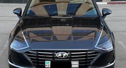 Hyundai Sonata 2021 годаүшін12 300 000 тг. в Актобе