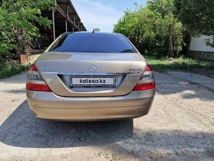 Mercedes-Benz S 500 2007 года за 7 000 000 тг. в Костанай – фото 4