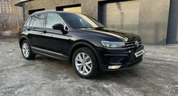 Volkswagen Tiguan 2017 годаfor12 200 000 тг. в Уральск – фото 2