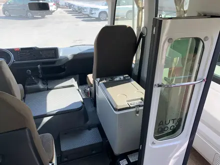 Автобус Toyota Coaster 2019 в Атырау – фото 5