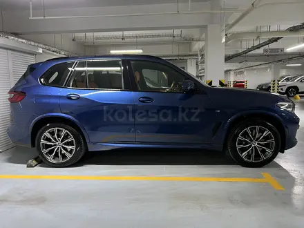 BMW X5 2022 года за 41 900 000 тг. в Алматы – фото 4