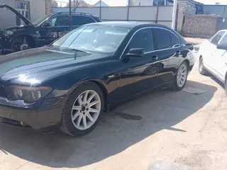 BMW 7 Series, 2001
