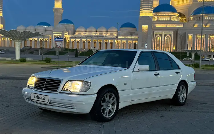 Mercedes-Benz S 320 1997 года за 3 600 000 тг. в Астана