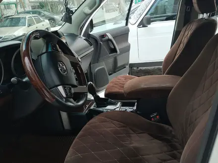 Toyota Land Cruiser Prado 2010 года за 12 999 999 тг. в Астана – фото 3