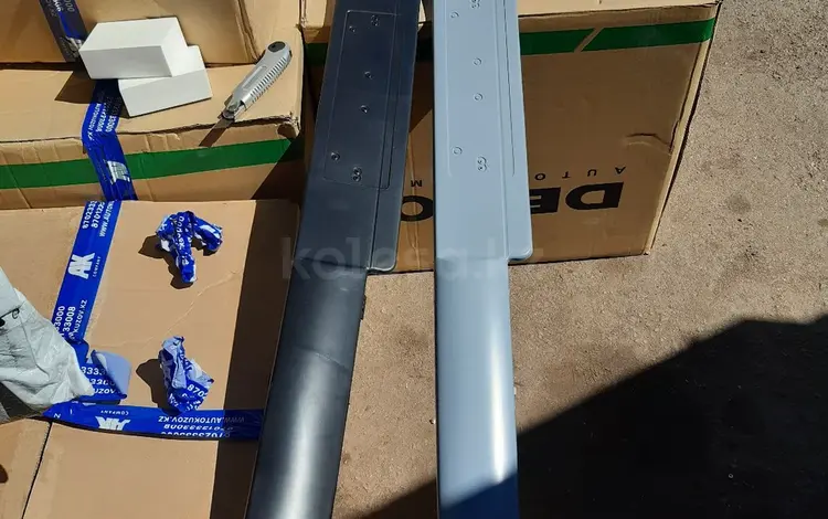 Накладка бампера переднего и задний мерседес 210 за 10 000 тг. в Астана