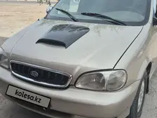 Kia Carnival, 1999