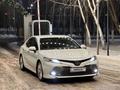 Toyota Camry 2020 годаfor14 500 000 тг. в Астана