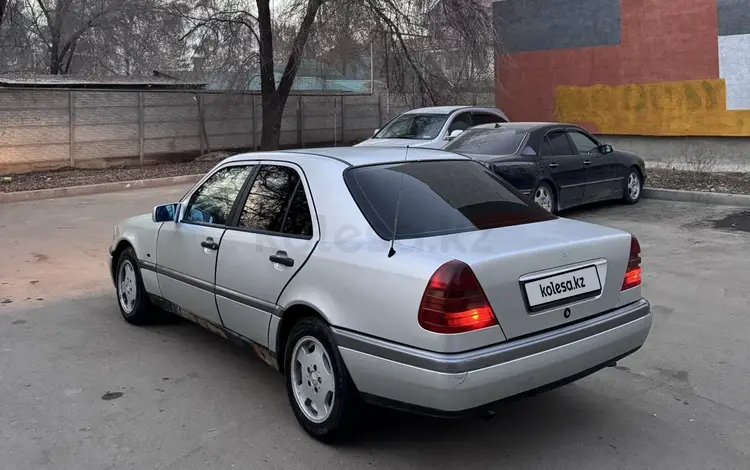 Mercedes-Benz C 200 1994 годаfor1 100 000 тг. в Алматы