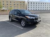 Toyota Highlander 2014 годаүшін10 000 000 тг. в Жанаозен