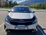 Kia Rio 2021 года за 7 800 000 тг. в Астана – фото 2