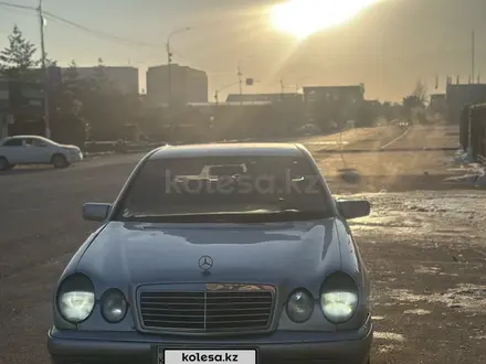 Mercedes-Benz E 230 1995 года за 1 960 634 тг. в Алматы