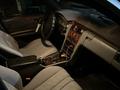 Mercedes-Benz E 230 1995 года за 1 960 634 тг. в Алматы – фото 6