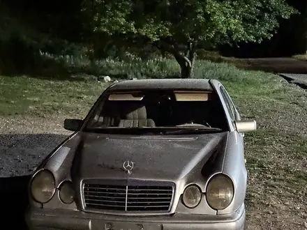 Mercedes-Benz E 230 1995 года за 1 960 634 тг. в Алматы – фото 7