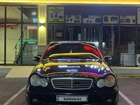 Mercedes-Benz C 200 2001 года за 2 200 000 тг. в Шымкент