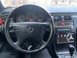 Mercedes-Benz E 320 2001 годаfor4 900 000 тг. в Актау – фото 3