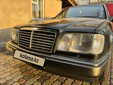 Mercedes-Benz E 300 1994 года за 2 900 000 тг. в Алматы – фото 20