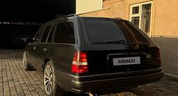 Mercedes-Benz E 300 1994 года за 2 800 000 тг. в Алматы – фото 3