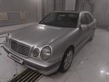 Mercedes-Benz E 320 1999 годаүшін3 900 000 тг. в Аральск – фото 2