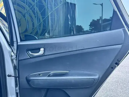 Kia K5 2017 года за 7 860 000 тг. в Тараз – фото 10