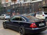 Mercedes-Benz E 320 2002 годаүшін4 850 000 тг. в Балхаш – фото 3