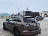 Infiniti FX35 2005 года за 3 700 000 тг. в Актобе – фото 2